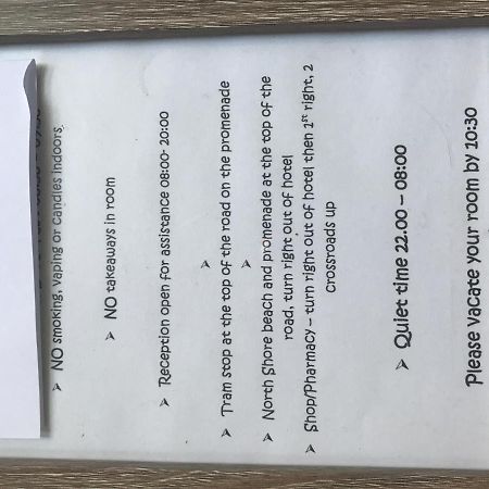 Number 40 - No Multiple Room Bookings Μπλάκπουλ Εξωτερικό φωτογραφία