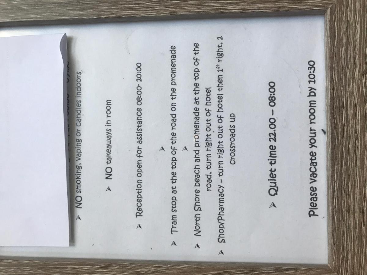 Number 40 - No Multiple Room Bookings Μπλάκπουλ Εξωτερικό φωτογραφία
